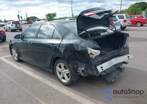 2012 Toyota Camry Se z USA, uszkodzony, nr VIN 4T1BF1FK5CU095475